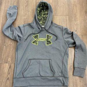 ♨️UNDER ARMOUR Hoodie Size M ♨️